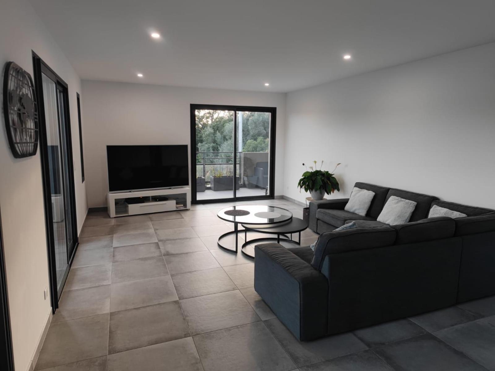 Bel Appartement Spacieux A Porto-Vecchio, 10Min A Pieds Du Centre Ville Eksteriør bilde