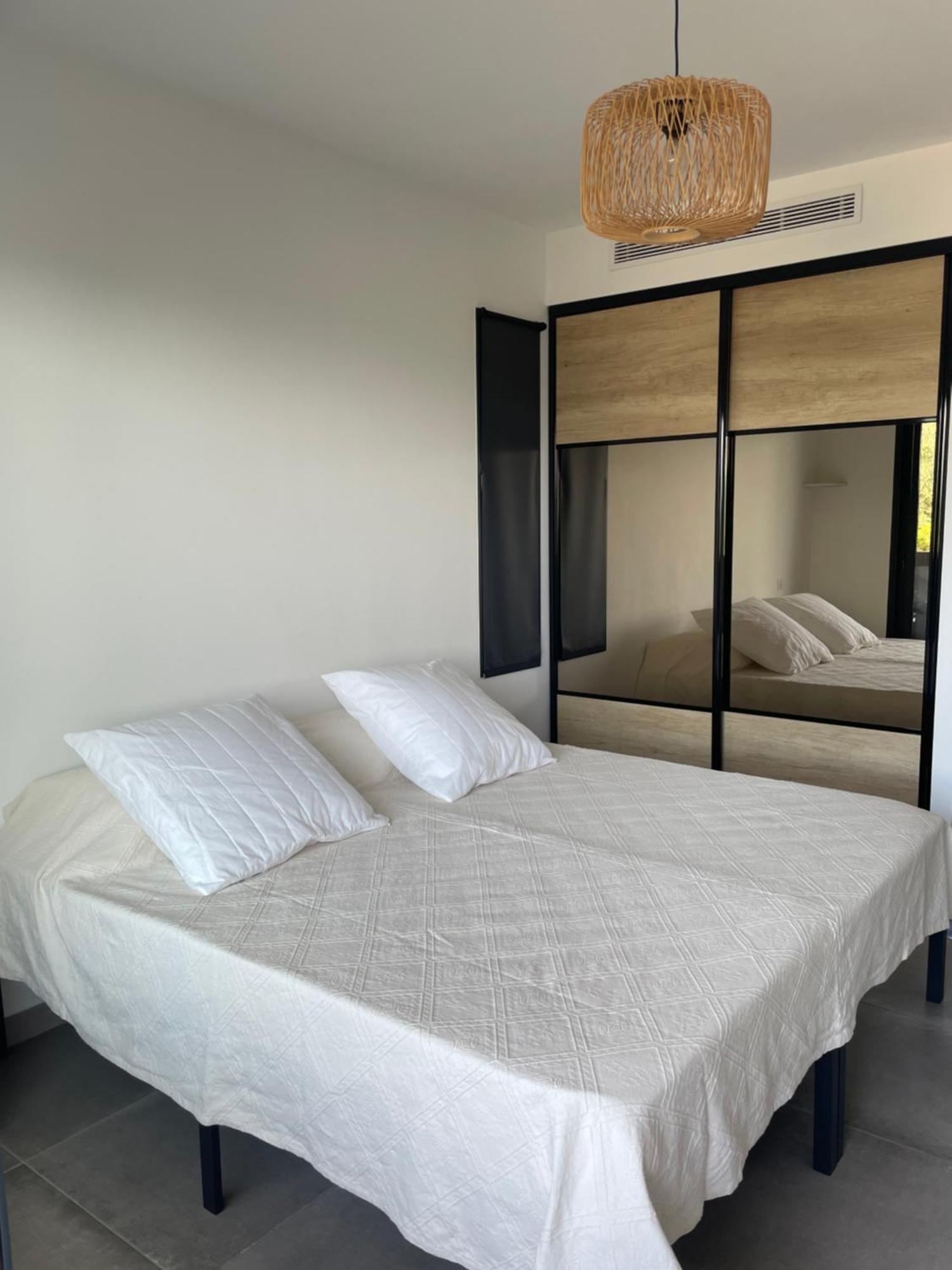 Bel Appartement Spacieux A Porto-Vecchio, 10Min A Pieds Du Centre Ville Eksteriør bilde